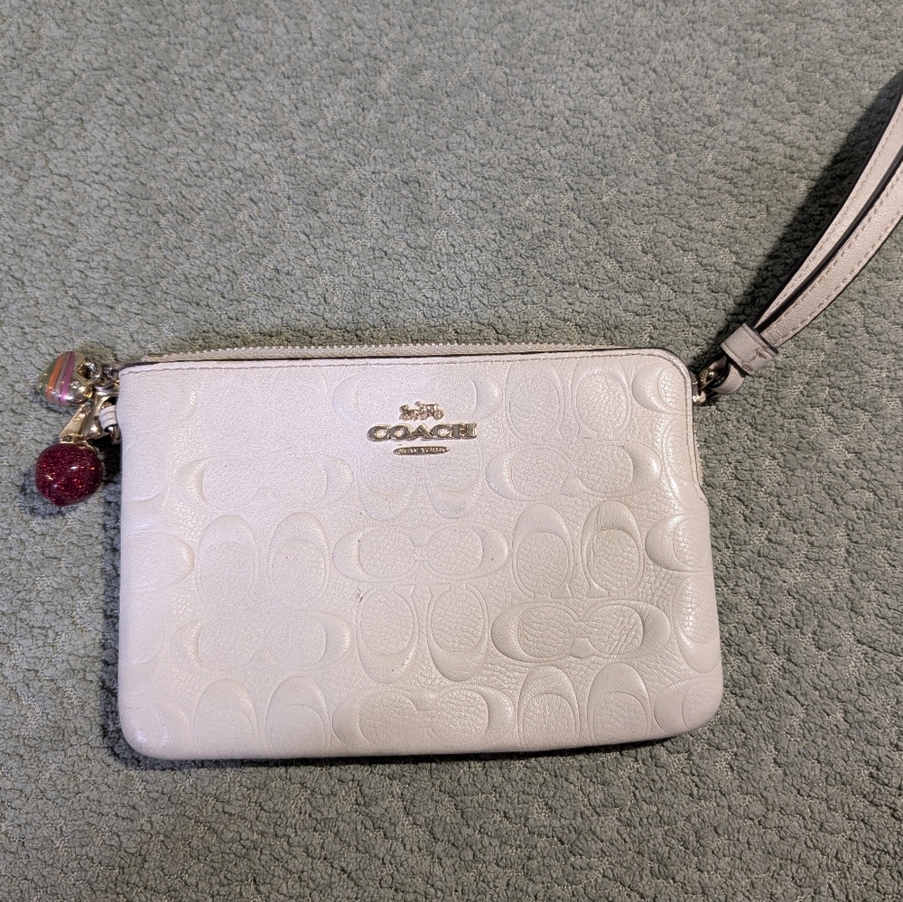 Coach White Signature Embossed Wristlet w/ Heart + Glittery Apple Charm